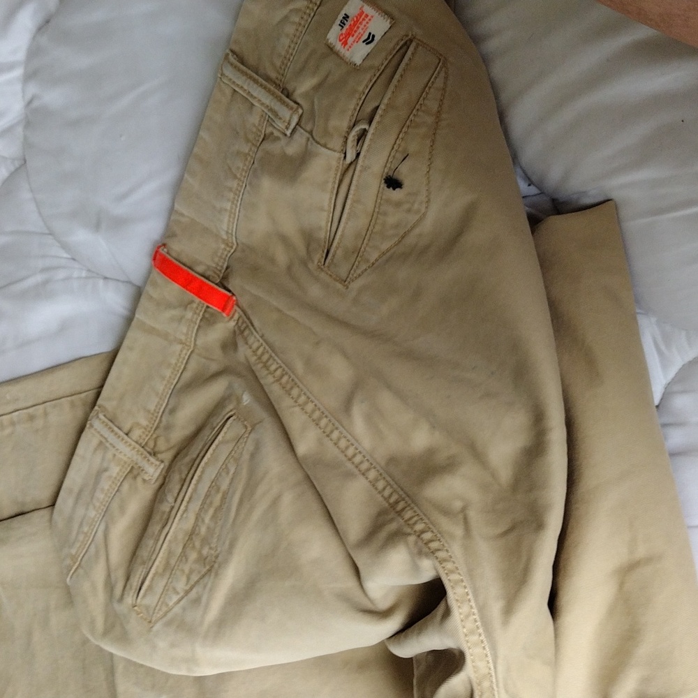 Like new Khaki Superdry pants - Picture 7 of 10